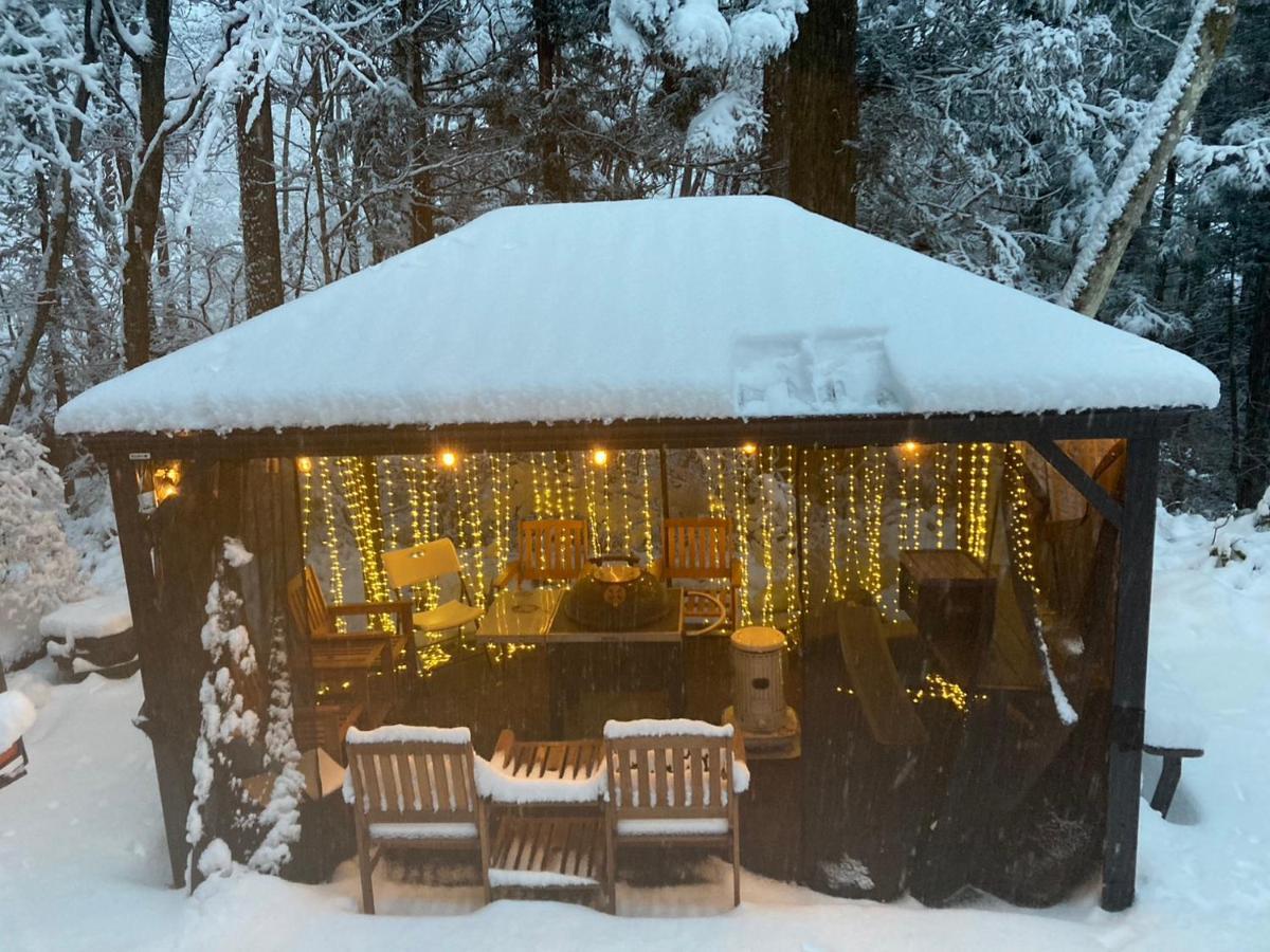 一棟貸切 森のお風呂とアウトドアサウナ 日光雪月花 Villa Luaran gambar